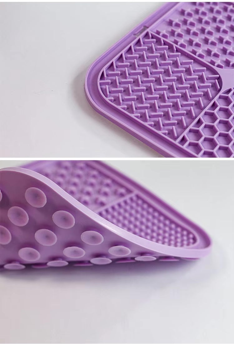 Silicone Cat & Dog Licking Mat with Suction Cups – Slow Feeder, Anti-Choking & Anxiety Relief
