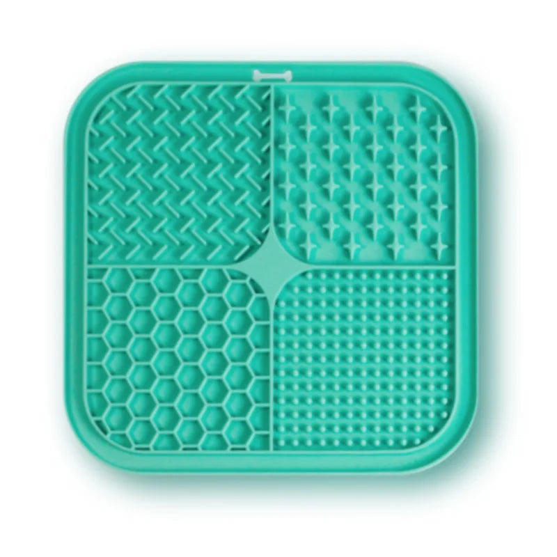 Silicone Dog Licking Mat with Suction Cups – Slow Feeder, Anti-Choking & Anxiety Relief